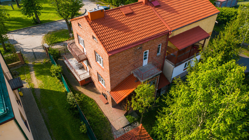 Dom Sprzedaż Komarów-Osada &nbsp;ynek 3