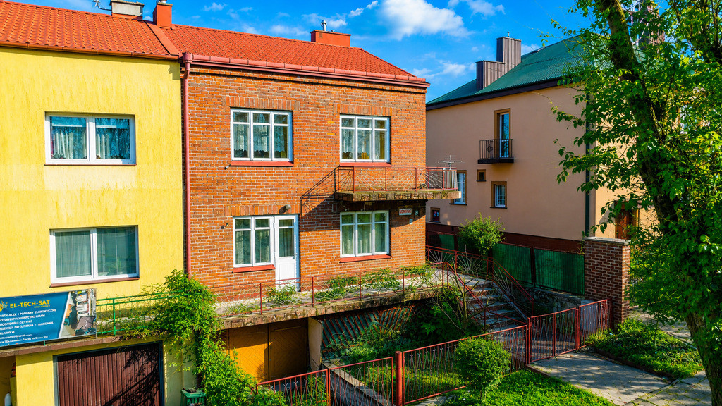 Dom Sprzedaż Komarów-Osada &nbsp;ynek 1