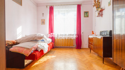 Dom Sprzedaż Komarów-Osada &nbsp;ynek